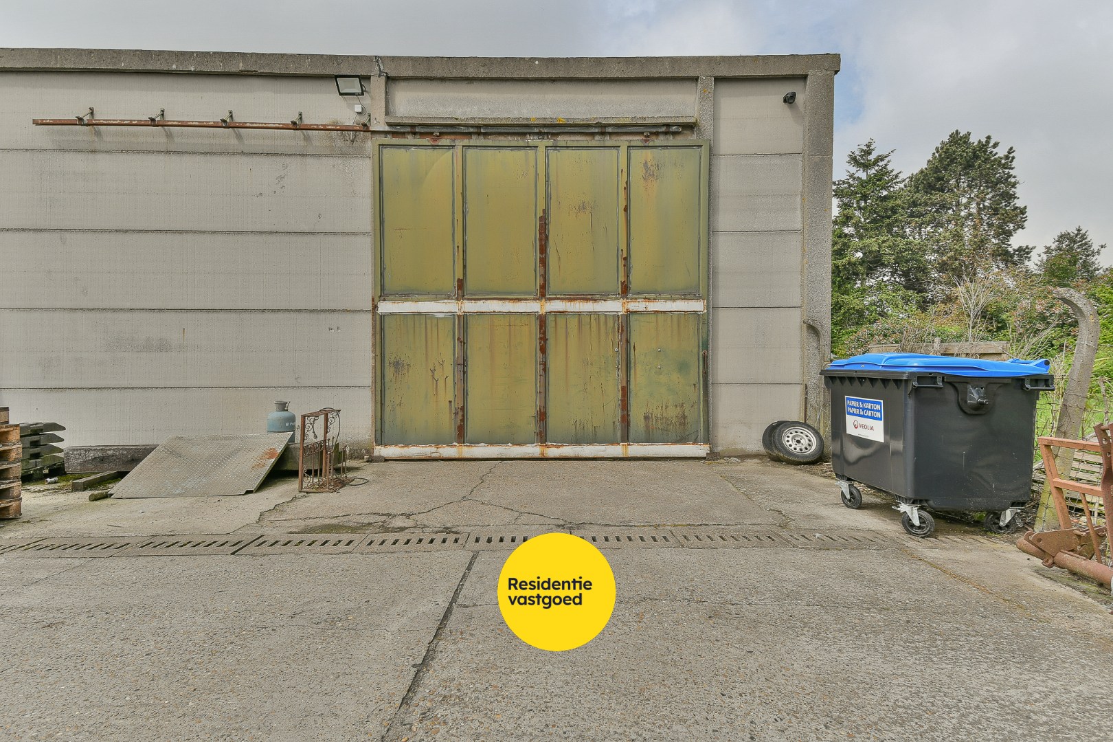 Commercial for rent in Oudenburg - photo 3