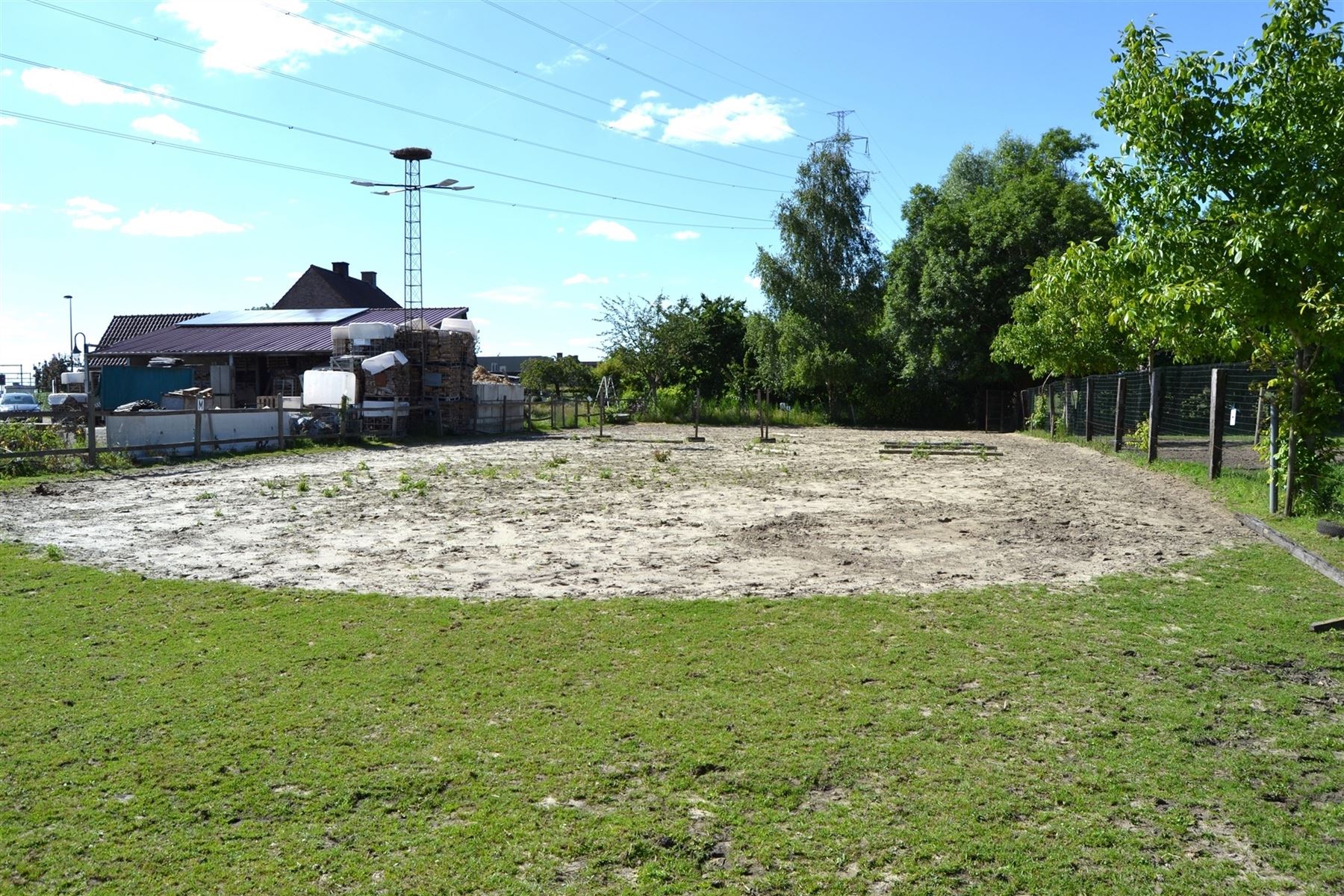 Stalling met 4 boxen, piste en weides samen 5000 m² - foto 3