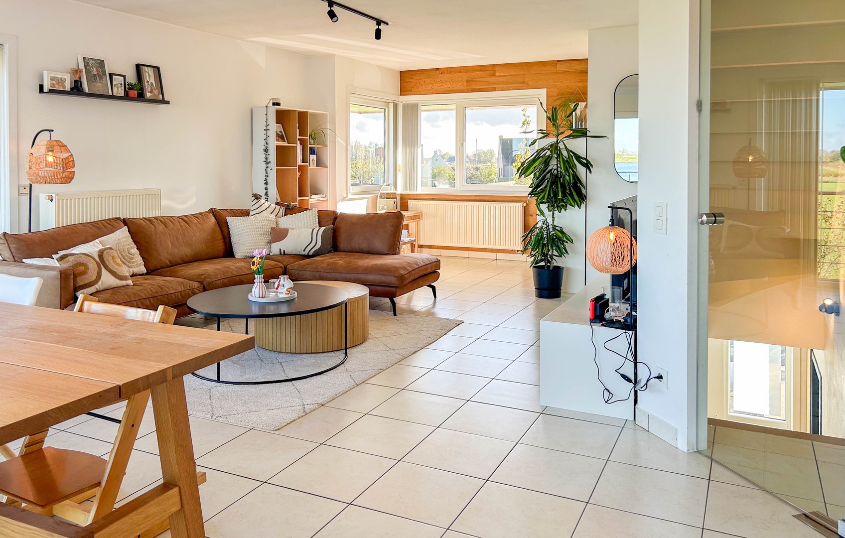 Ruime koppelwoning met waanzinnig zicht over spaarbekken en EPC A - foto 3