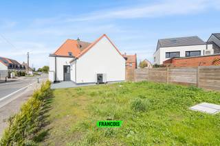 House for sale in Lievegem