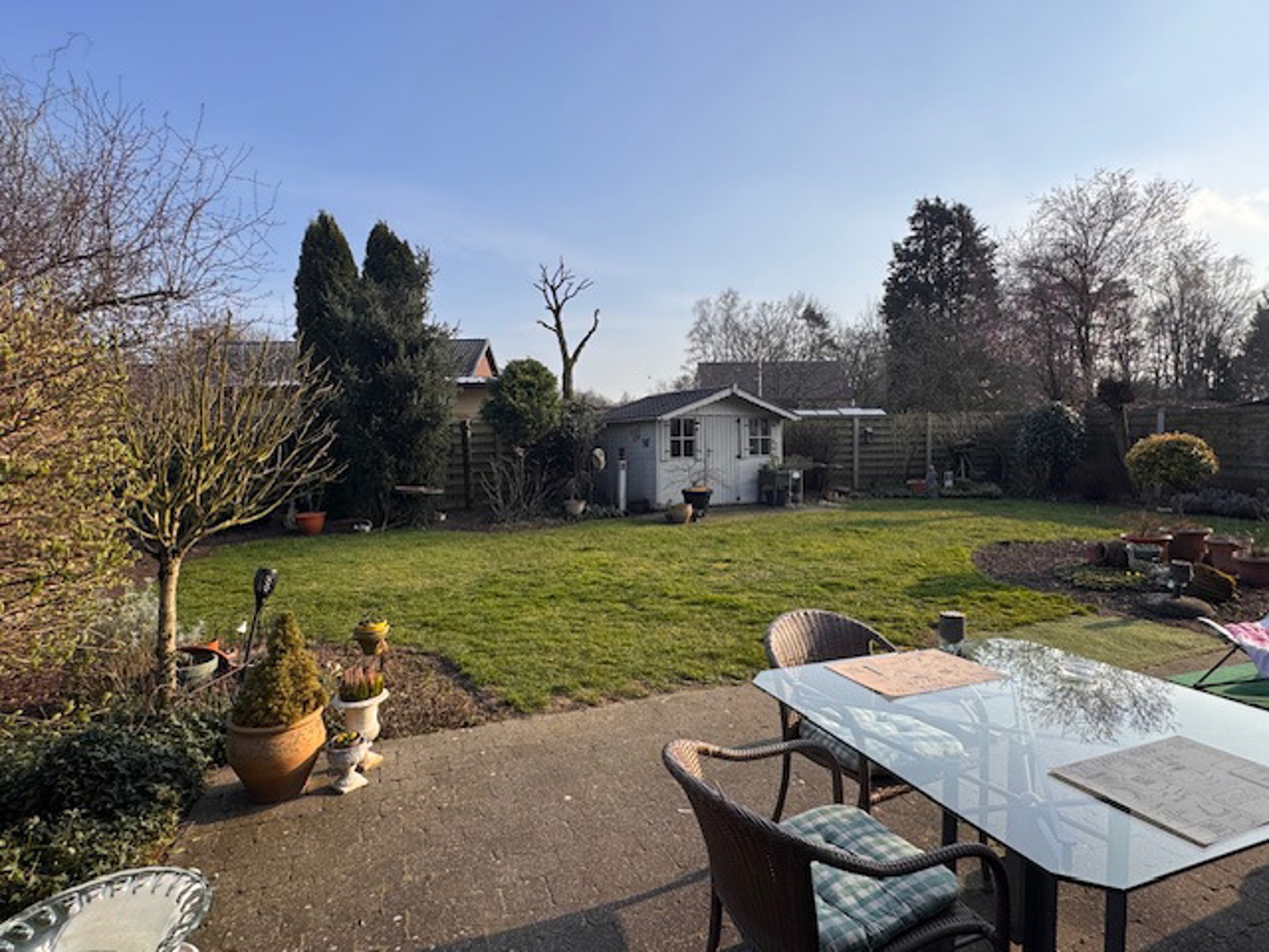 Net gelijkvloersappartement met 3 slaapkamers,garage en tuin - foto 5