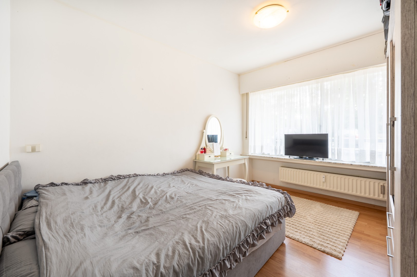 2-slaapkamer gelijkvloerse hoekappartement in rustige en groene omgeving - foto 4