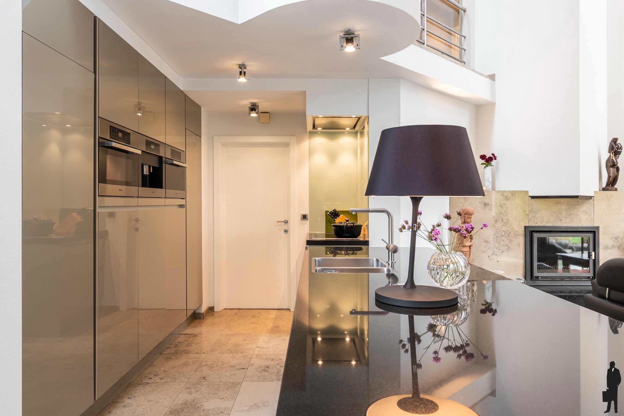 Unieke architectenvilla op 2.110m² nabij Nederlandse grens - foto 4