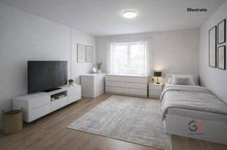 <p>Ruime woning met veel potentieel in Herselt, gelegen in de Gustaaf Vandenheuvelstraat 170. De woning is gedeeltelijk gerenoveerd en biedt de mogelijkheid om verdere afwerkingen volledig naar eigen smaak uit te voeren.</p><p>Binnen zijn er vijf slaapkamers en één badkamer, wat de woning ideaal maakt voor grotere gezinnen of wie extra ruimte nodig heeft voor een bureau, hobbykamer of logeerkamer. De indeling laat verschillende mogelijkheden toe om de ruimtes verder te optimaliseren.</p><p>Een van de grootste troeven is de ruime tuin, perfect om te genieten van het buitenleven. Er is voldoende plaats voor een terras, speelzone voor kinderen of een groene tuin, waardoor het een ideale plek is voor ontspanning en recreatie.</p><p>De woning ligt in een rustige straat in Herselt, een groene gemeente in de Kempen. In de buurt zijn winkels, scholen, horeca en recreatiemogelijkheden aanwezig. Bovendien zijn omliggende gemeenten en steden vlot bereikbaar, zodat u zowel van rust als van praktische bereikbaarheid kan genieten.</p><p>Kortom, een ruime woning met vijf slaapkamers, grote tuin en veel potentieel, ideaal voor wie een woning naar eigen wens wil afwerken. Interesse? Contacteer Lauren van Gilles Vastgoed via 0468/ 367 951 of e-mail haar via lauren@gillesvastgoed.be</p>