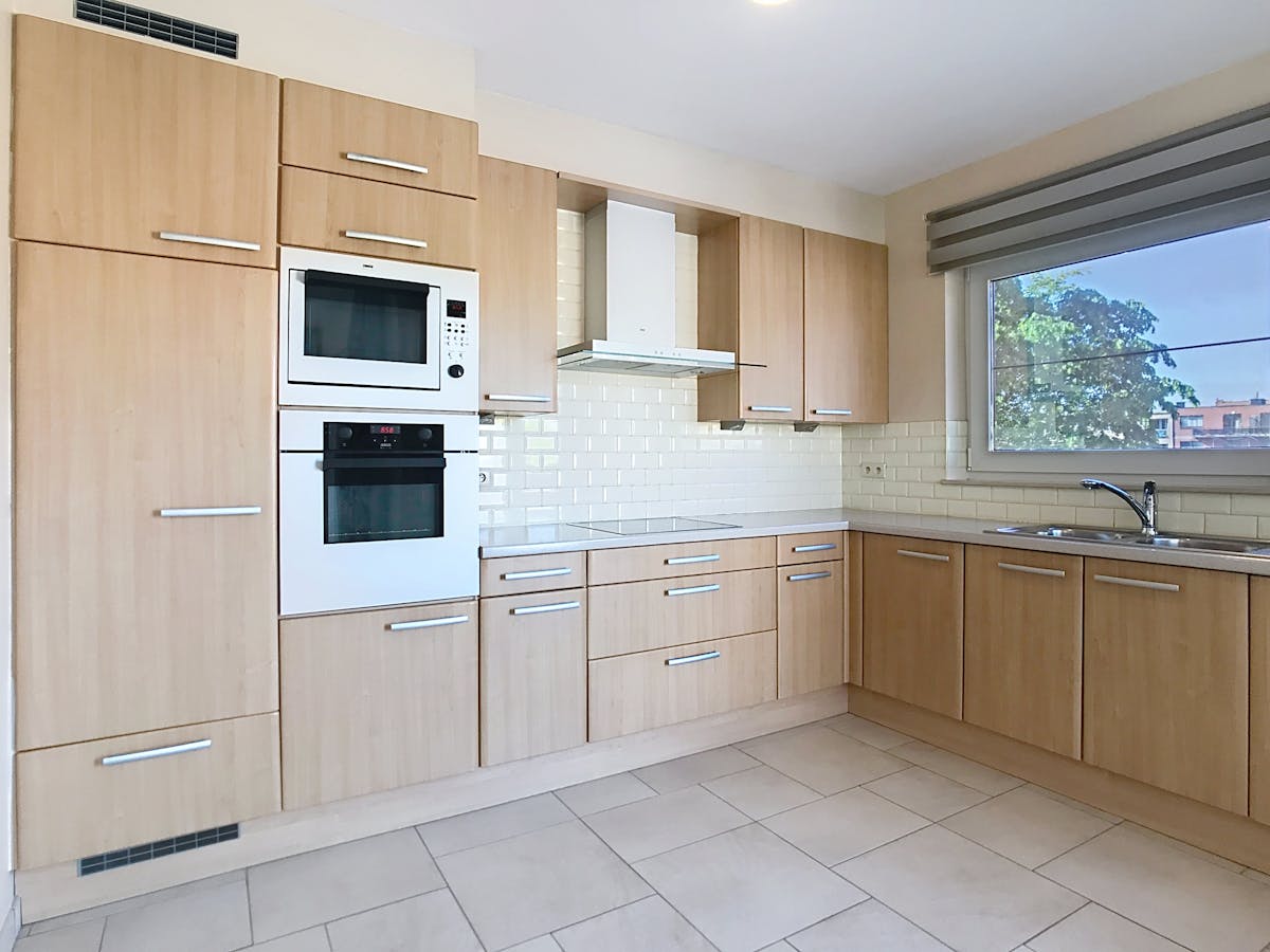 Rustig gelegen appartement met autostaanplaats en 2 terrassen - foto 4