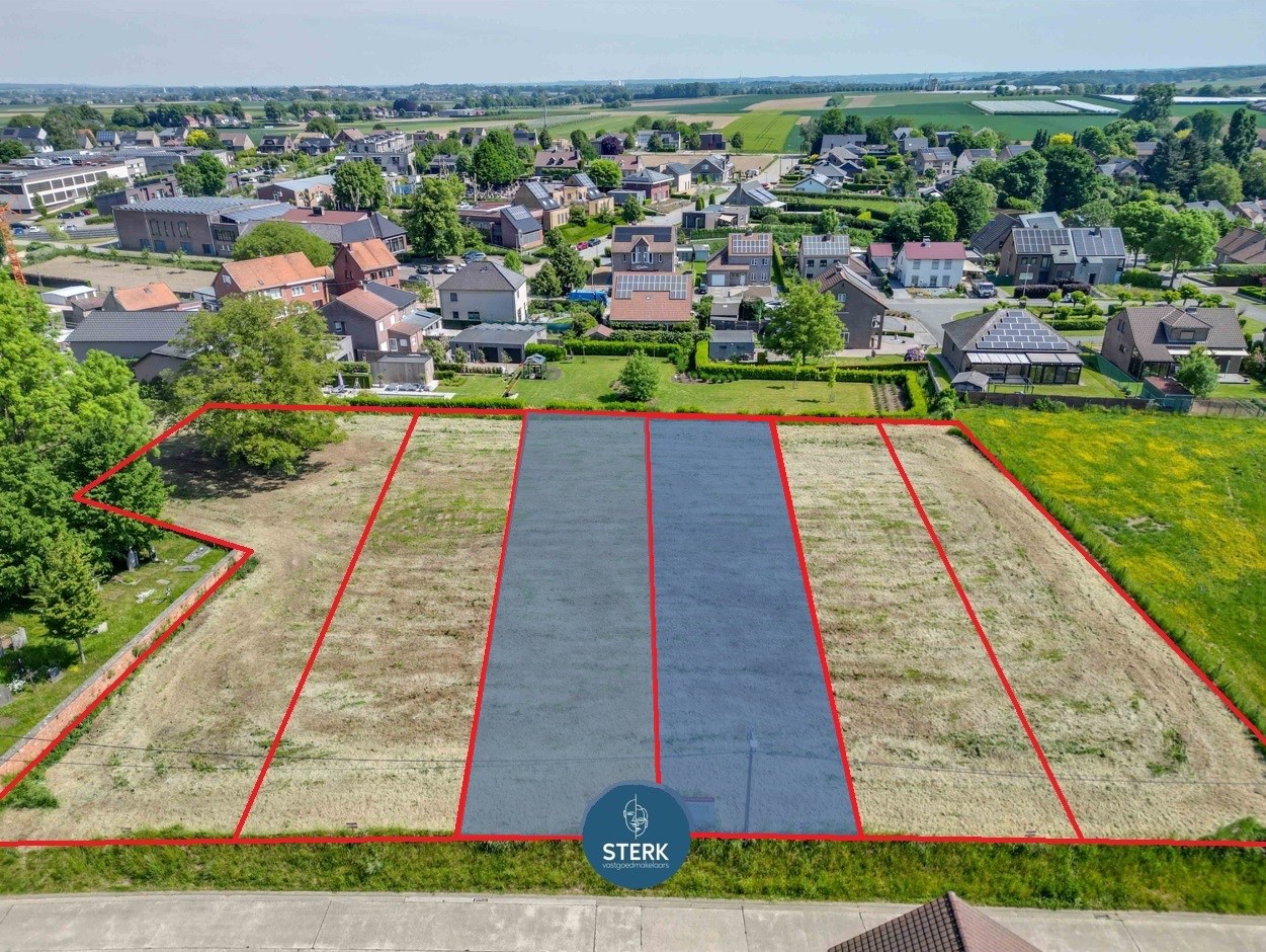 2 HALFOPEN BOUWGRONDEN VAN IEDER CIRCA 6 ARE OP EEN TOPLOCATIE TE RIEMST ! - foto 4