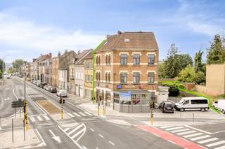 Commercial à vendre à Asse
