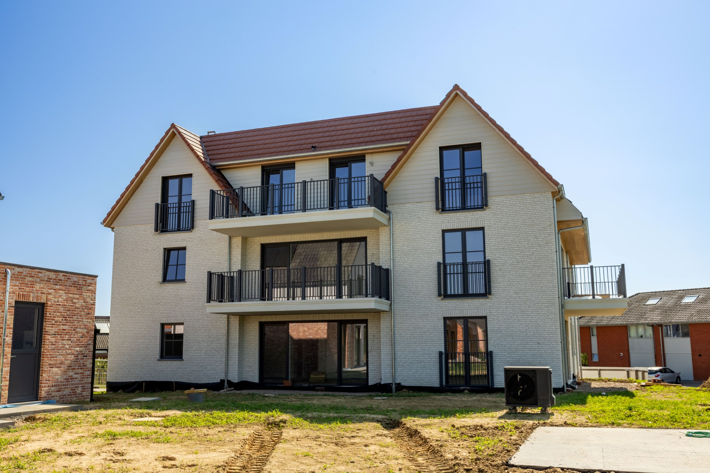 LUXUEUS NIEUWBOUWAPPARTEMENT MET ZONNIG TERRAS - foto 4