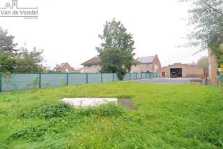 Land for sale in Roosdaal