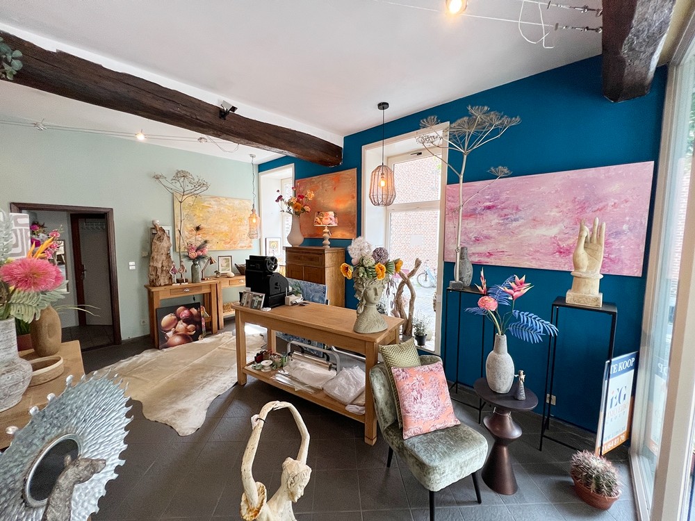 Ruim handelsgelijkvloers in historisch pand in het centrum van Maaseik - foto 5