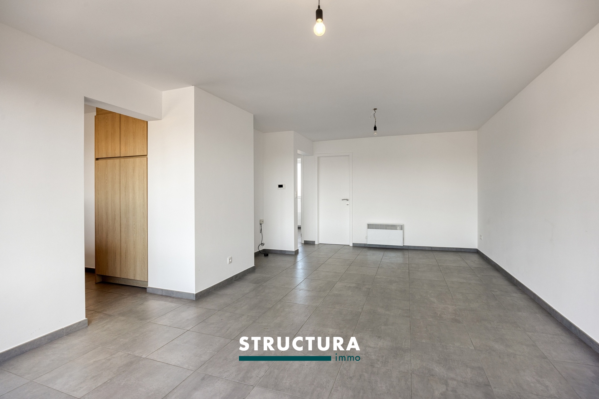 Gerenoveerd appartement op derde verdiep - foto 4