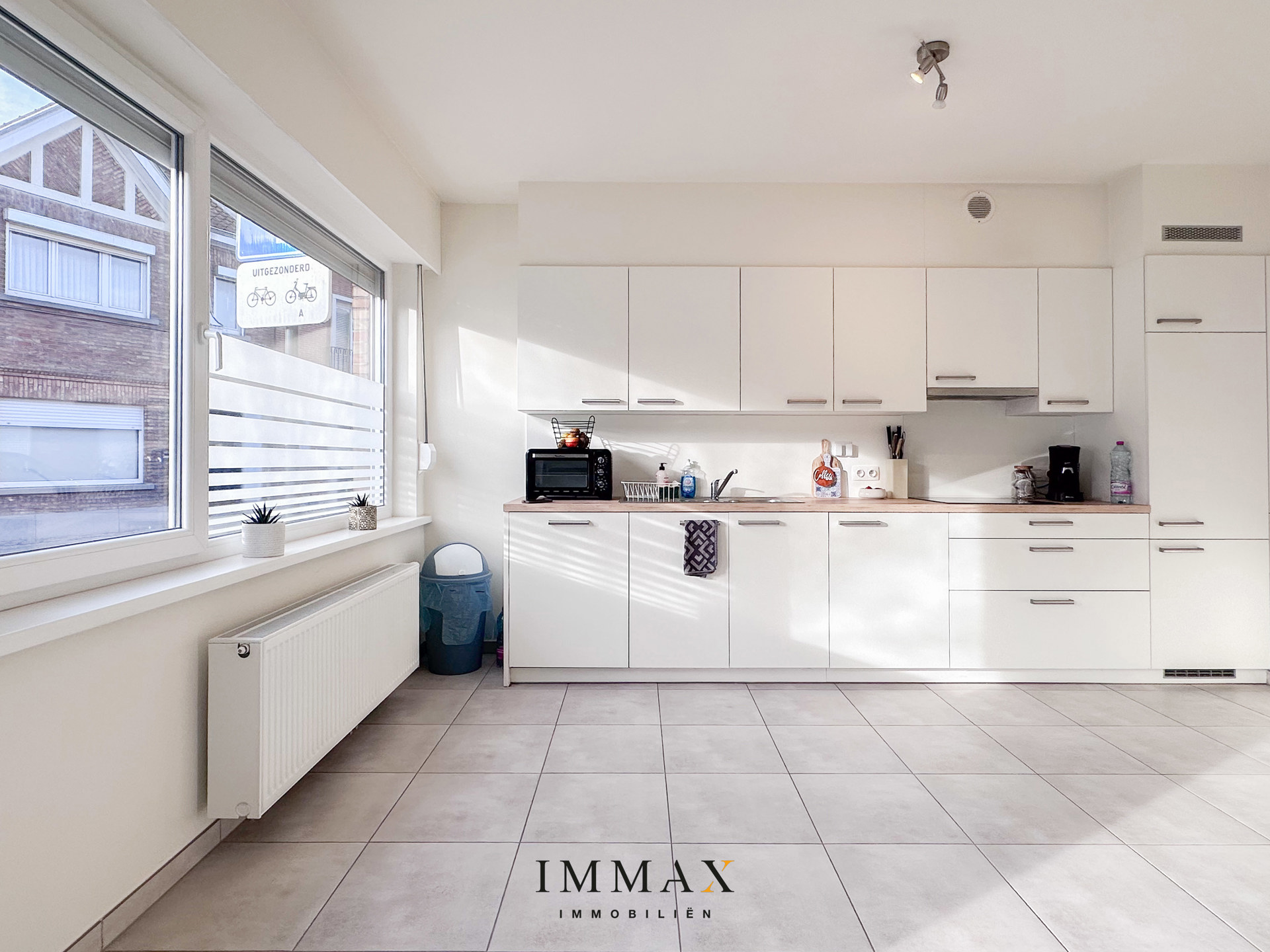 Instapklaar appartement met 2 slaapkamers en garage - foto 5