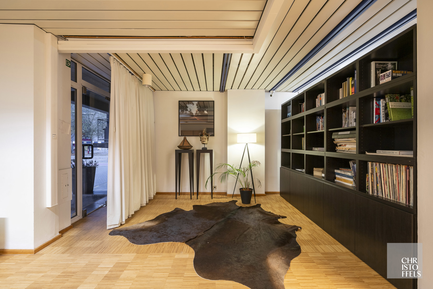 Verhuurd handelspand van 145m² in Genk centrum! - foto 4