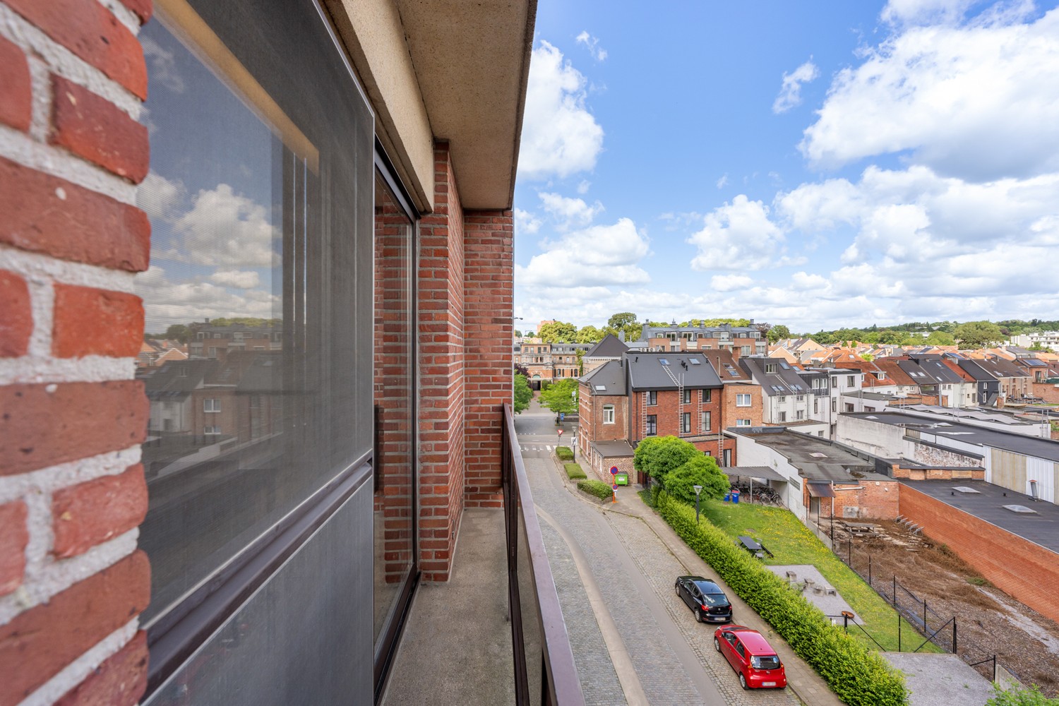 Gerenoveerde, gemeubelde en energiezuinige(B-label) studio met een balkon te centrum Leuven! - foto 5