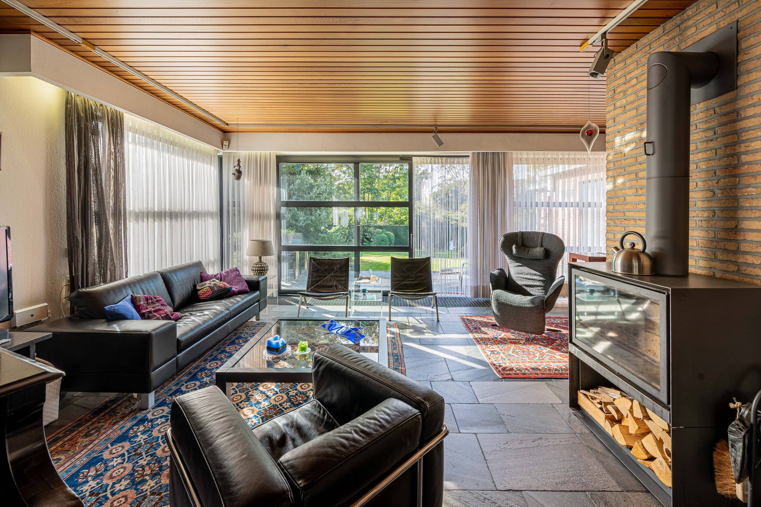 Te moderniseren karaktervolle woning op centrale locatie! - foto 4