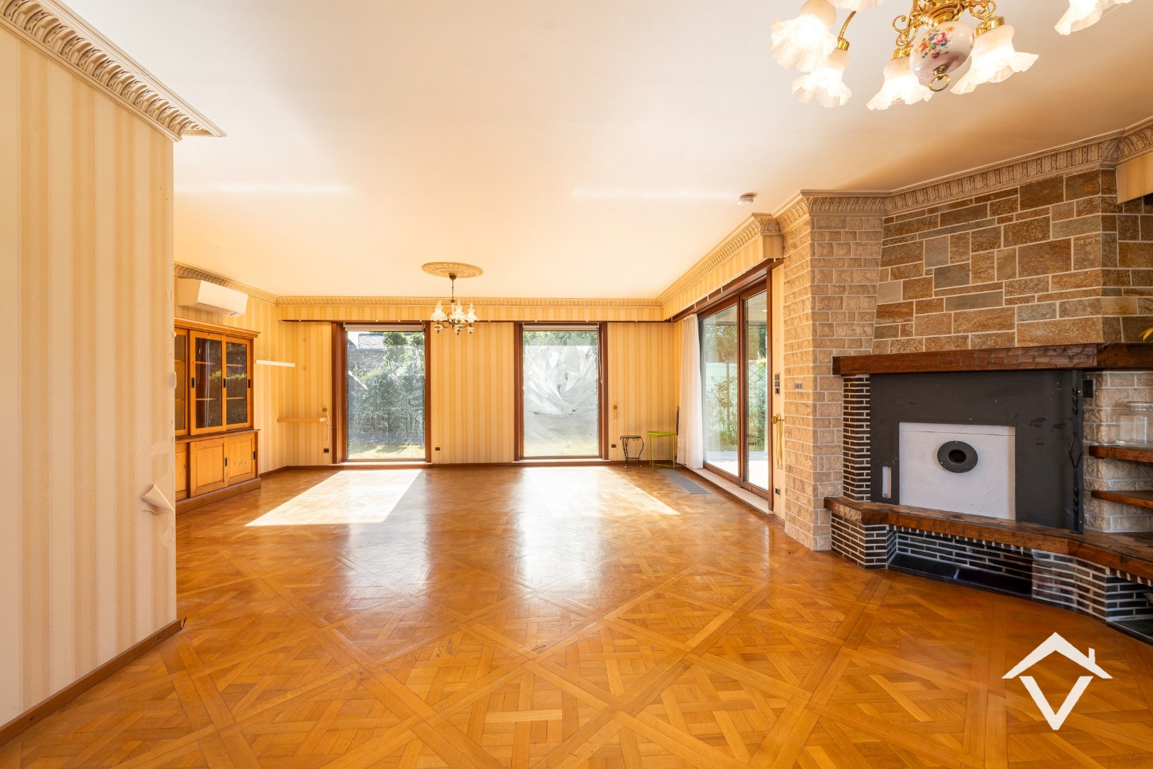 Zeer ruime en instapklare woning met veel mogelijkheden te Eernegem - foto 5