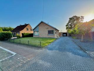 House for sale in Lievegem