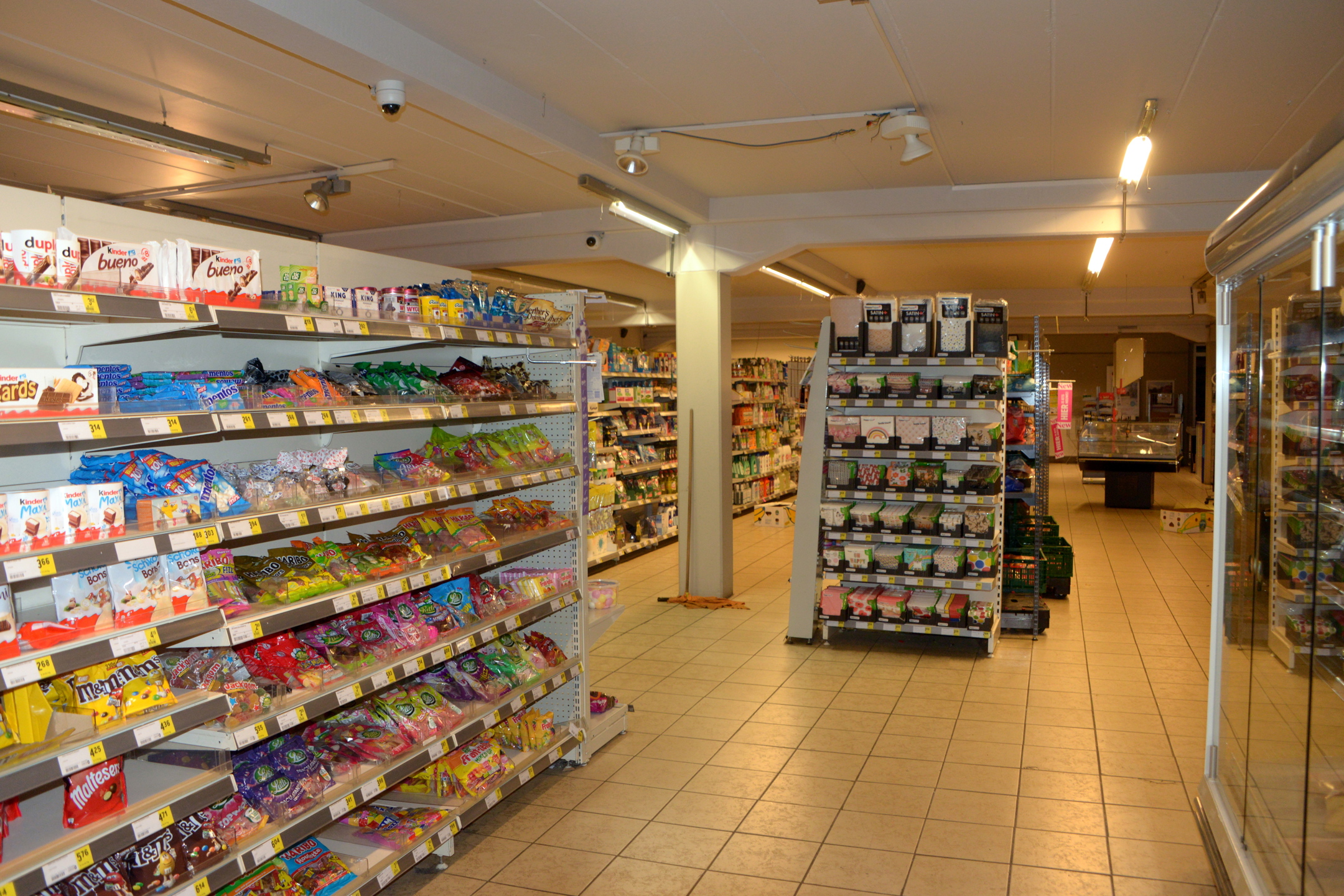 Commercial for sale in Maasmechelen - photo 2