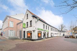 Dit pand met zijn 50 meter straatbreedte leent zich perfect voor uw volgende project, handelszaak met woongelegenheid, appartementsbouw,........