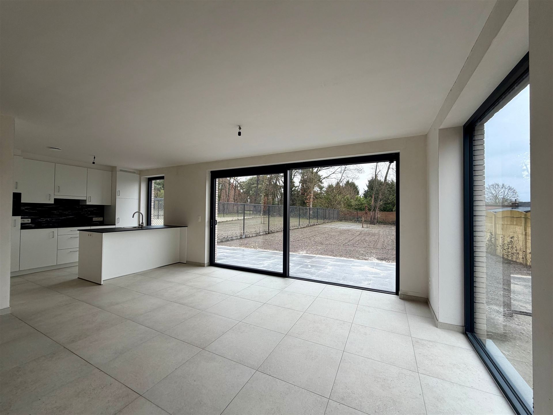 Nieuwbouwwoning - instapklaar, energiezuinig, prachtige ligging en 3 slaapkamers  - foto 4