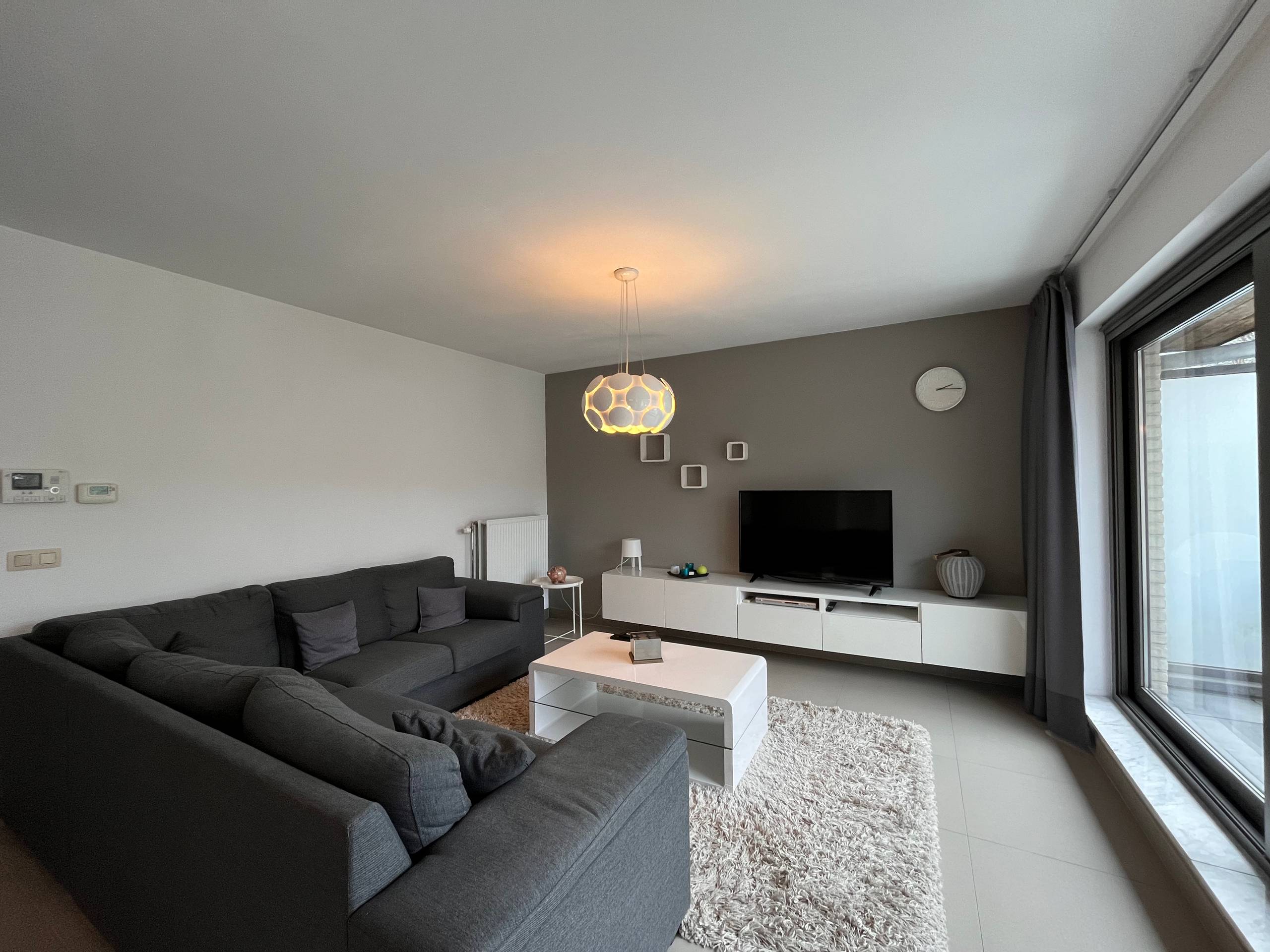 Instapklaar duplex-appartement met terras en ondergrondse parking - photo 5