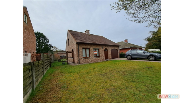 Een vrijstaande woning met tuin en inpandige garage - foto 2