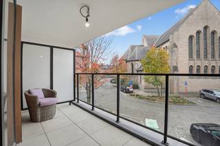 Prachtig hoekappartement met zonnig terras.Residentie Jan Baptiste, een nieuwbouwproject gebouwd in 2024, kent een mooie ligging langs het historisch...