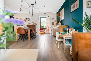 Deze woning is gelegen op een toplocatie in de rustige buurt van Deurne, vlakbij het park Rivierenhof en het Wijnegem Shopping...