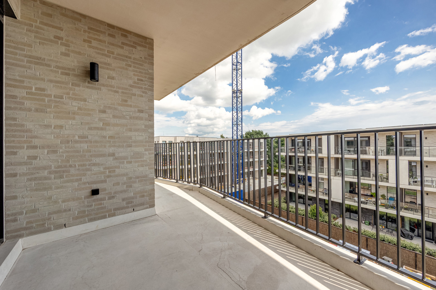 Prachtig nieuwbouwappartement op de 3de verdieping met ondergrondse autostaanplaats en berging. - foto 5