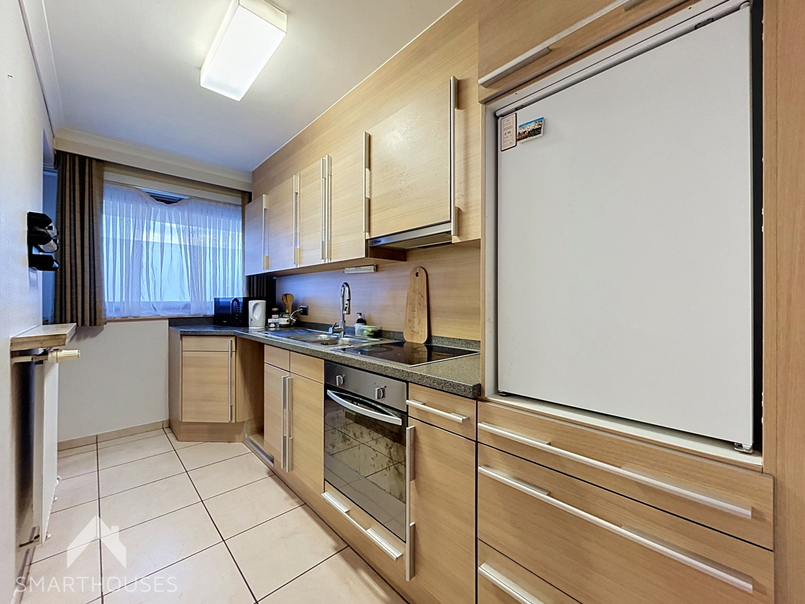 Instapklaar appartement met 2 slpks, terras en garage - foto 5