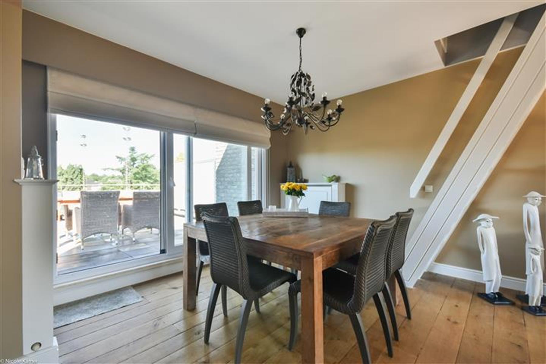 Dakappartement met 2 slaapkamers en garagebox - foto 5