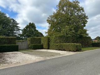 Droom je van een eigen woning op een toplocatie, omgeven door groen en rust, maar toch dichtbij alle voorzieningen? Dan is dit perceel in het hart...