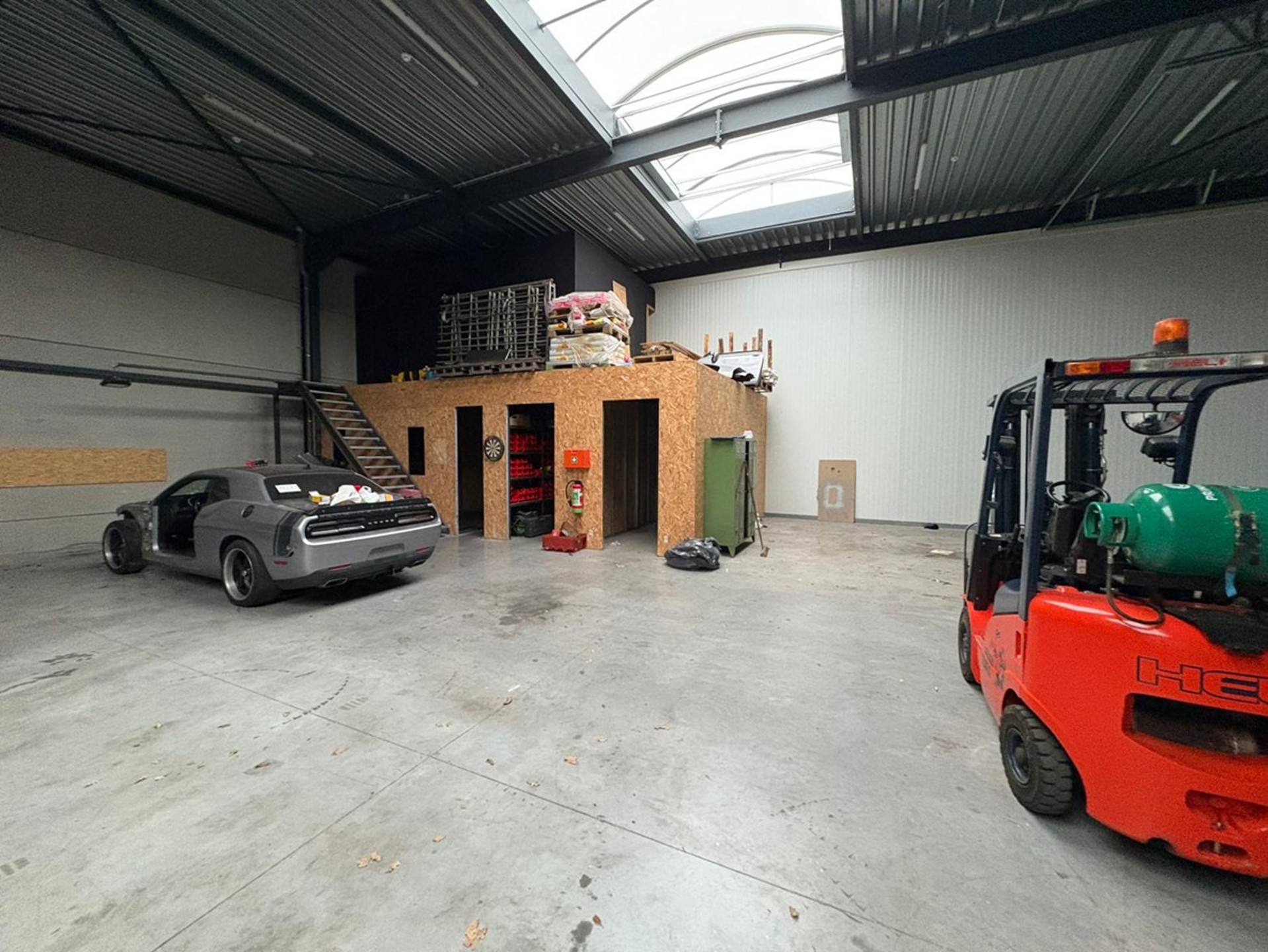 Moderne KMO unit (430m²) te huur. - foto 4