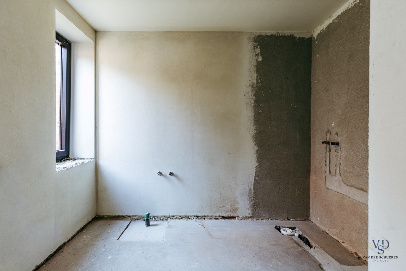 Living in a newly renovated home - photo 4