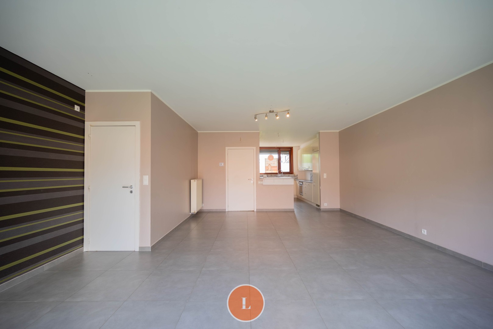 Instapklare woning met 3 slaapkamers en garage in Menen! - foto 4