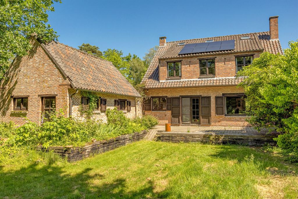 House for sale in S Gravenwezel with 4 bedrooms - photo 2