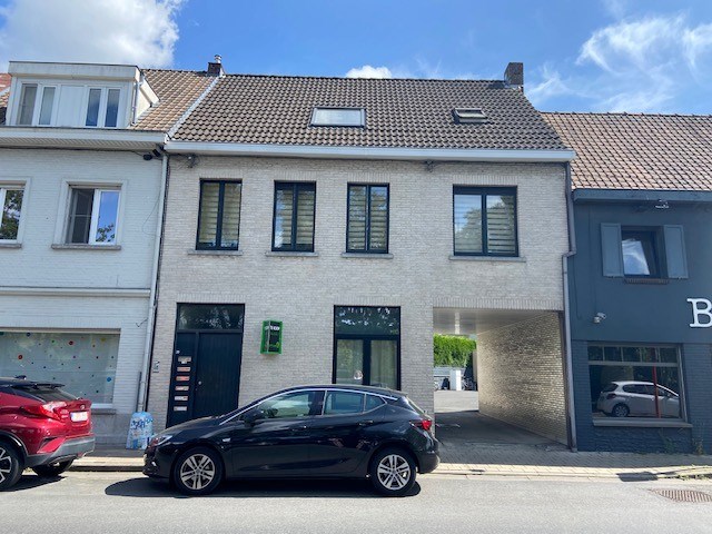 Zeer centraal gelegen gelijkvloers appartement met 1 slpk in hartje Waregem! - foto 1