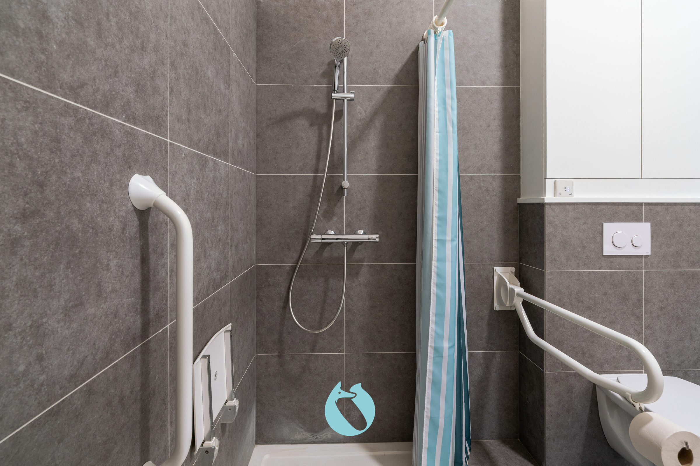 Gelijkvloerse serviceflat met privaat terras - foto 5