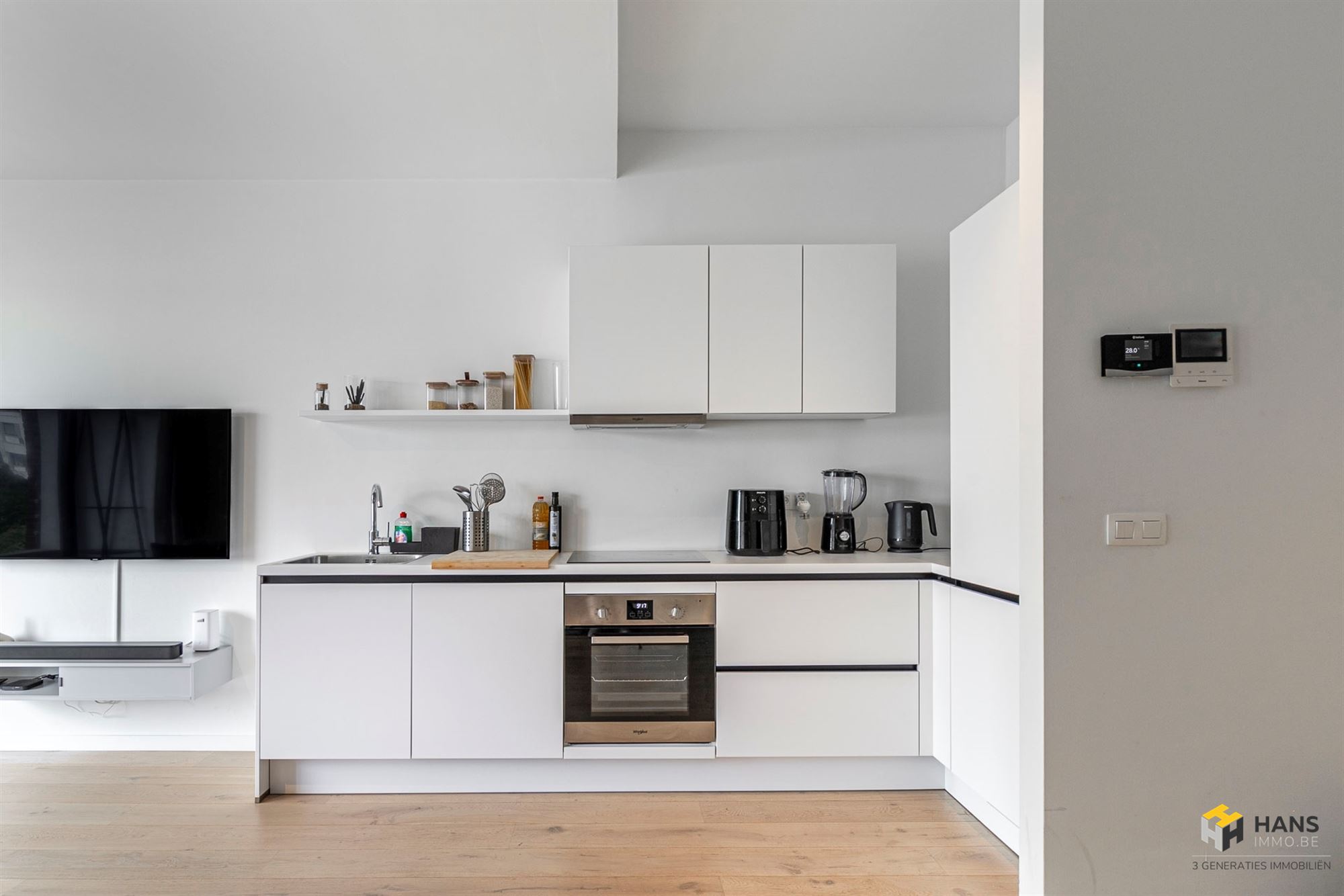 Gerenoveerde studio (47 m²) met terras (4 m²) in Antwerpen (2060). - foto 4