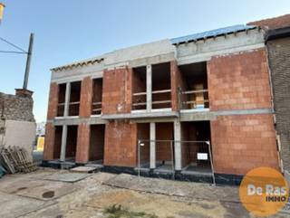 OPWIJK – Gelijkvloers nieuwbouwappartement met 2 slaapkamers en tuinIn deze kleinschalige residentie met slechts 8 entiteiten vind je dit...