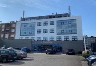 Gerenoveerde open kantoorruimtes te huur op zichtlocatie in het noorden van Antwerpen.Per verdieping✓ Lift✓ Indeling kantoor - overeen te komen✓...