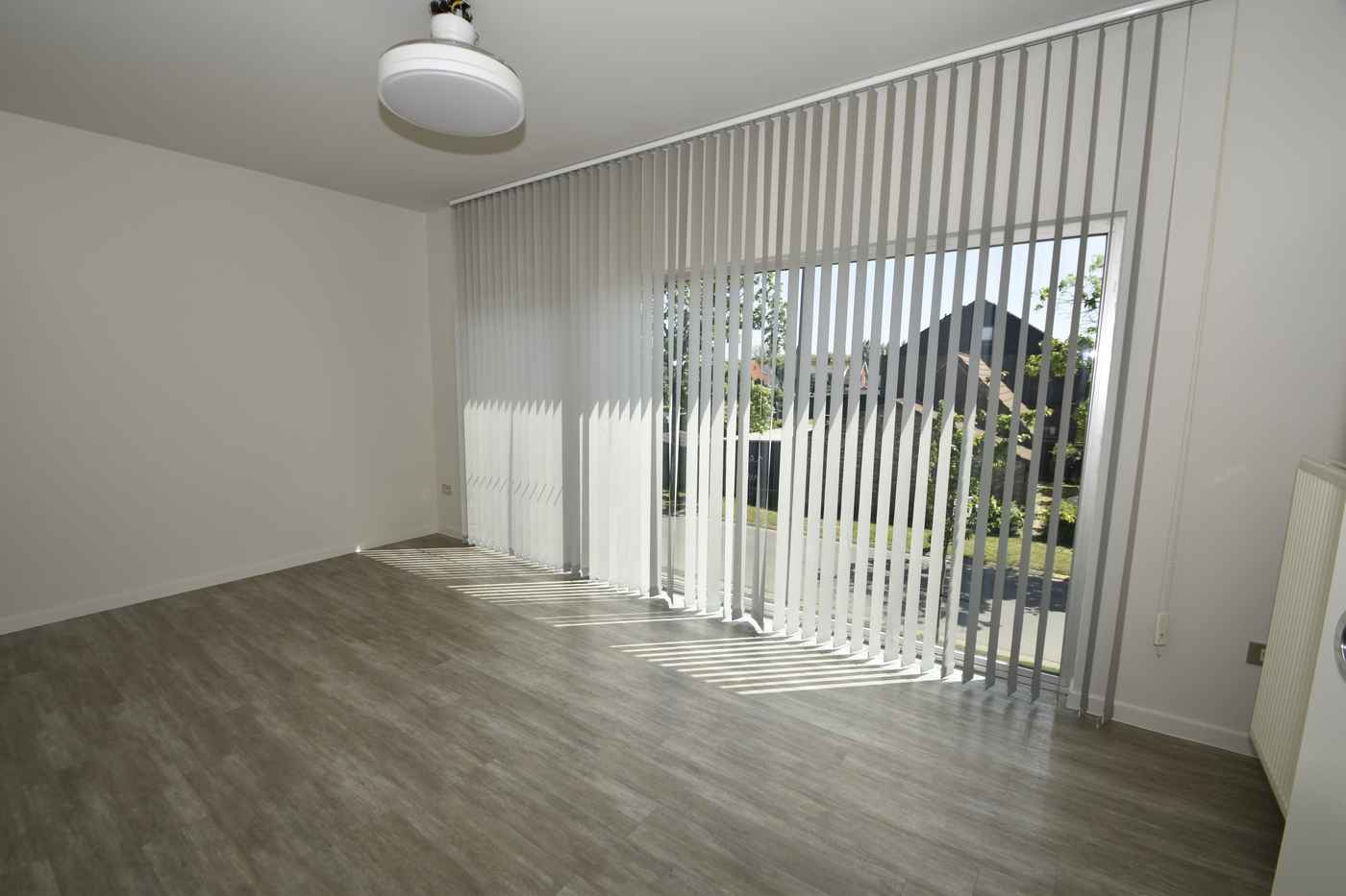 Leuk 2-slaapkamer appartement met garage - foto 5