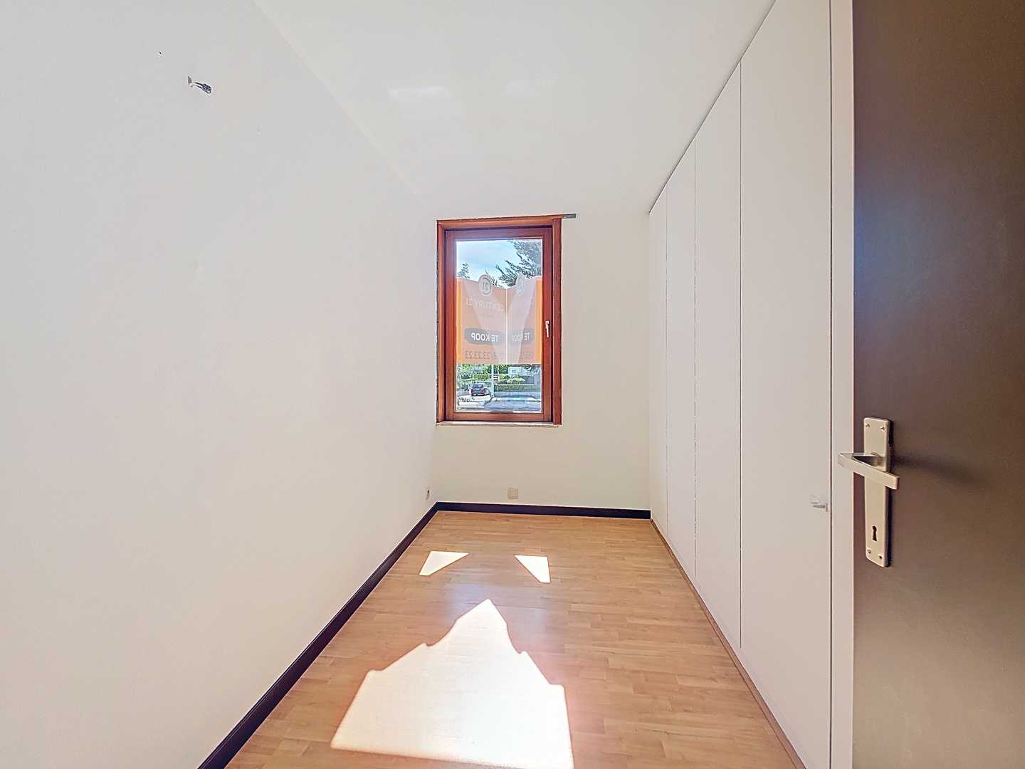 Interessant investeringsappartement met 2 slaapkamers op topligging nabij het maritiem park - foto 5