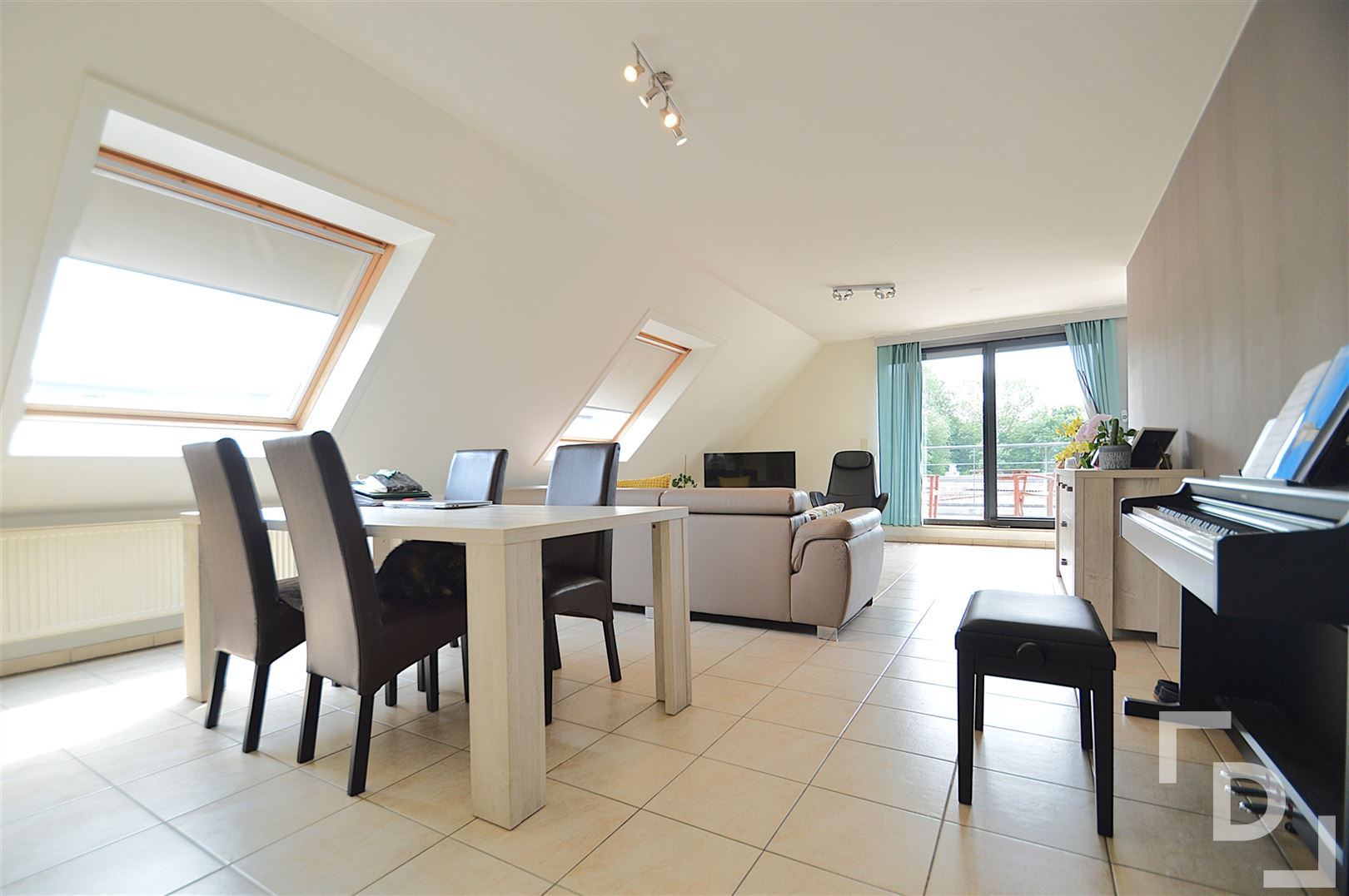 Apartment for rent in Ypres with 2 bedrooms - photo 2