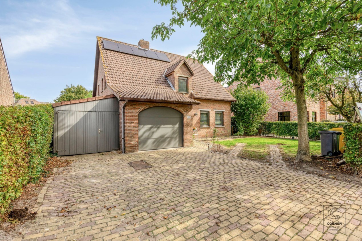 Maison à vendre à Hoogstraten avec 4 chambres - photo 1
