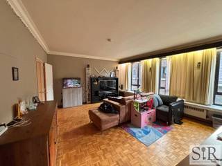 Ruim en helder appartement in het gezellige centrum van Mechelen.Het appartement is gelegen op de tweede verdieping in een goed onderhouden gebouw...