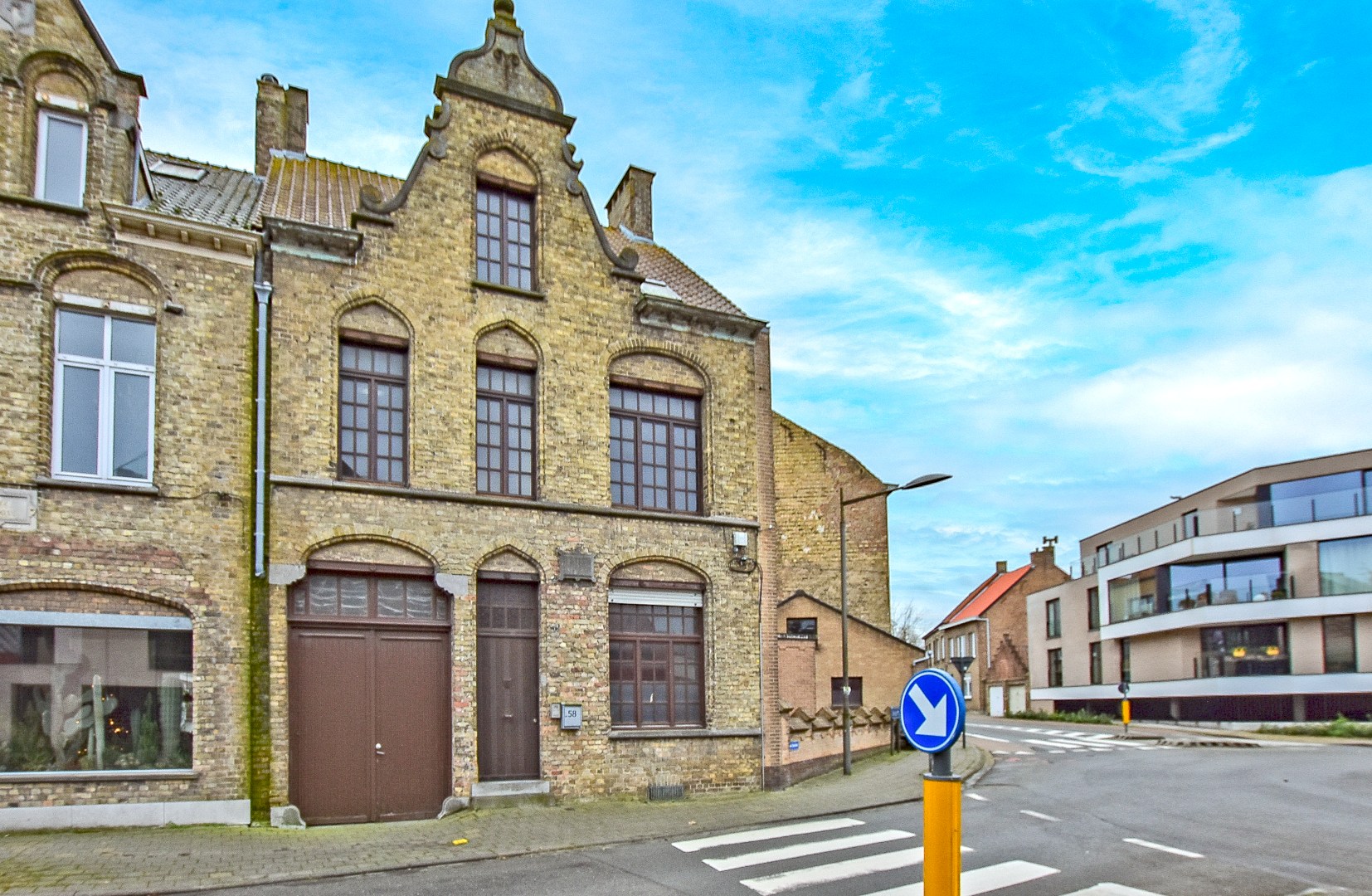 Renovatieproject van 2 naastliggende woningen met veel potentieel! - foto 4