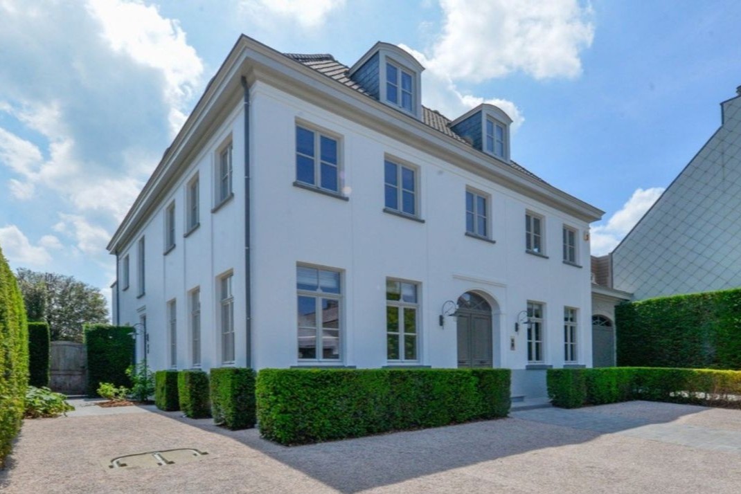 Stijlvolle kantoorrruimte te huur in het centrum van Wingene - foto 1