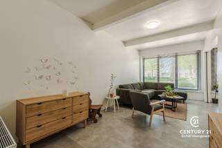 A beautiful, centrally located corner house just a stone’s throw from the center of Arendonk and close to the Dutch border. This surprisingly spacious home offers plenty of possibilities and can be fully customized to your own taste with just a few finishing touches.<br /><br />Upon entering the home, the exceptionally spacious living area immediately catches the eye. This space formerly served as a small independent business and now offers plenty of possibilities for those who wish to combine living and working or simply enjoy a large living room. Adjacent to this is a separate office space, as well as a cozy sitting room at the back that flows seamlessly into the dining room.<br /><br />The dining room adjoins the recently renovated kitchen, which has been tastefully decorated and is equipped with all modern conveniences. Next to the kitchen is a practical laundry/storage room. From the dining room, you have access to the paved backyard with a covered terrace and storage shed. Here, too, there are opportunities to further finish or decorate to your own taste. Thanks to the convenient back gate, you can also easily access the rear of the property with bicycles or trash bins.<br /><br />The first floor features two spacious bedrooms and a generous bathroom, divided into two sections, which can still be partially finished to your personal taste. The second floor offers additional space with a walk-in closet, two full-sized rooms, and access to the attic.
