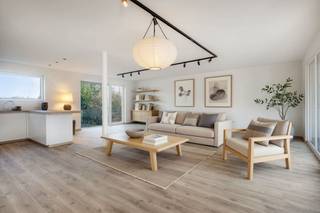 Op zoek naar een instapklaar, energiezuinig huis te koop in de regio Diksmuide? Deze recente woning in de Lepelstraat van het rustige...